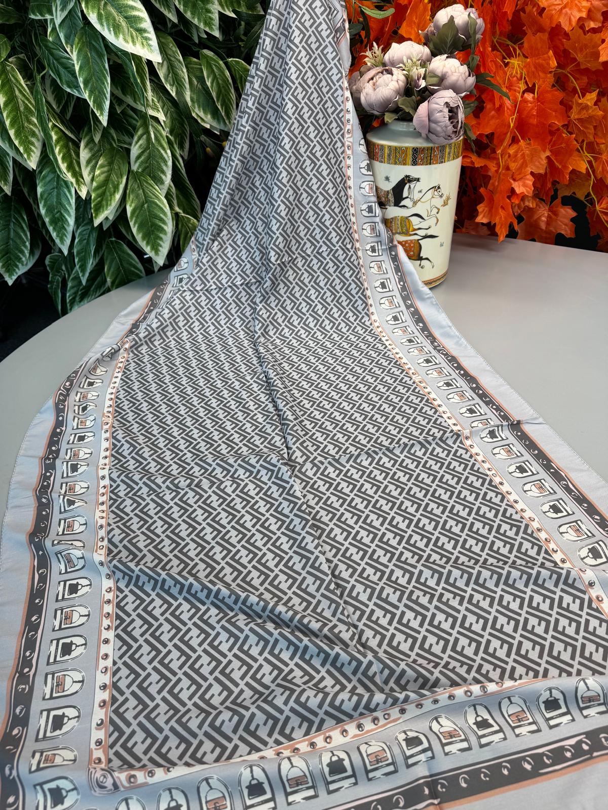 Fendi Monogram Pamuk Soft Şal 64302 - Füme