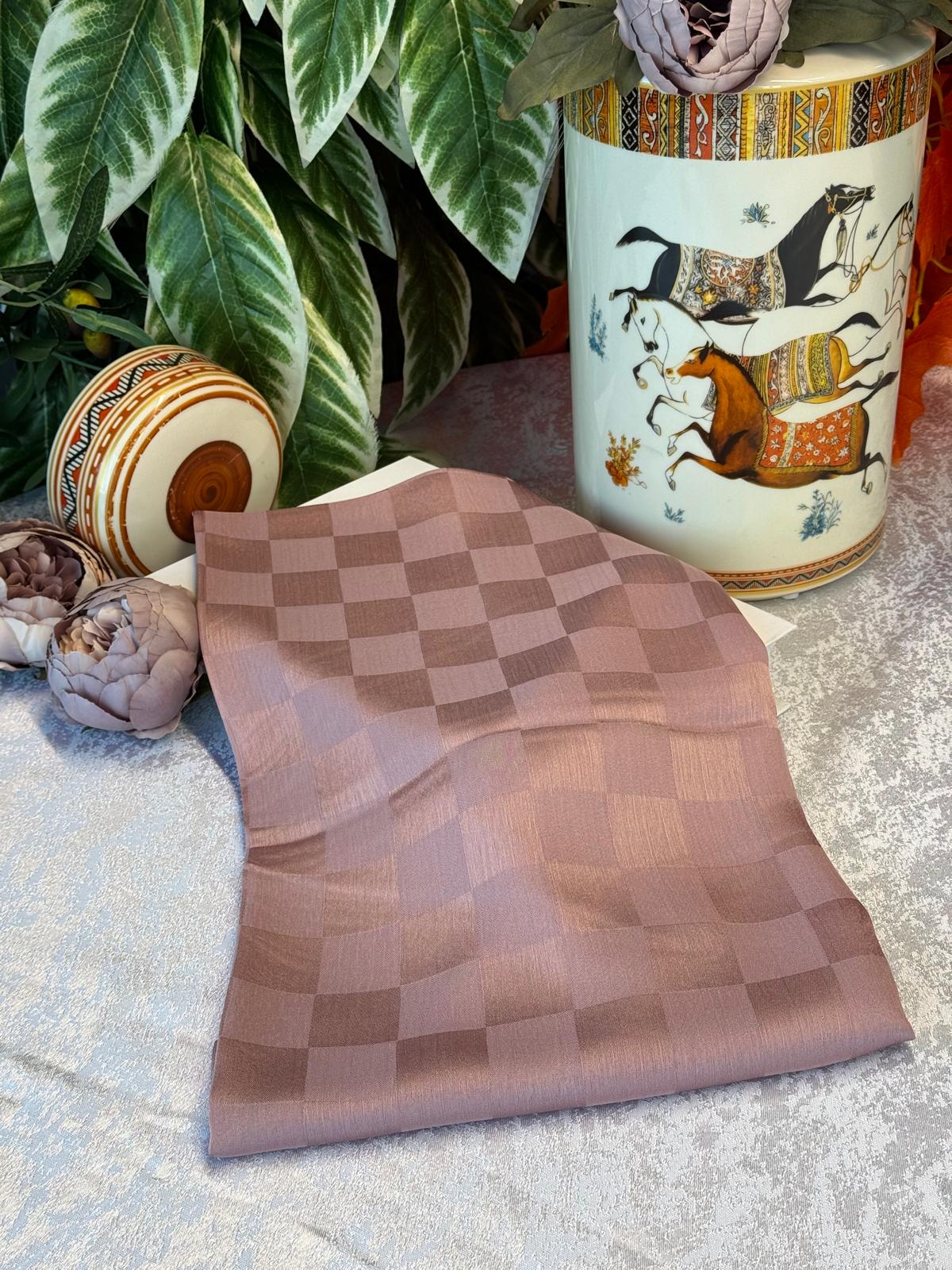 Dama Desen Jakar Şal - Sütlü Kahve