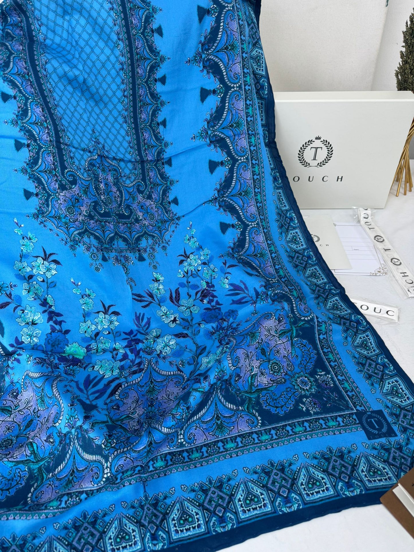 Touch İthal Etnik Desen Yün İpek Şal-34770 -Bebe Mavisi