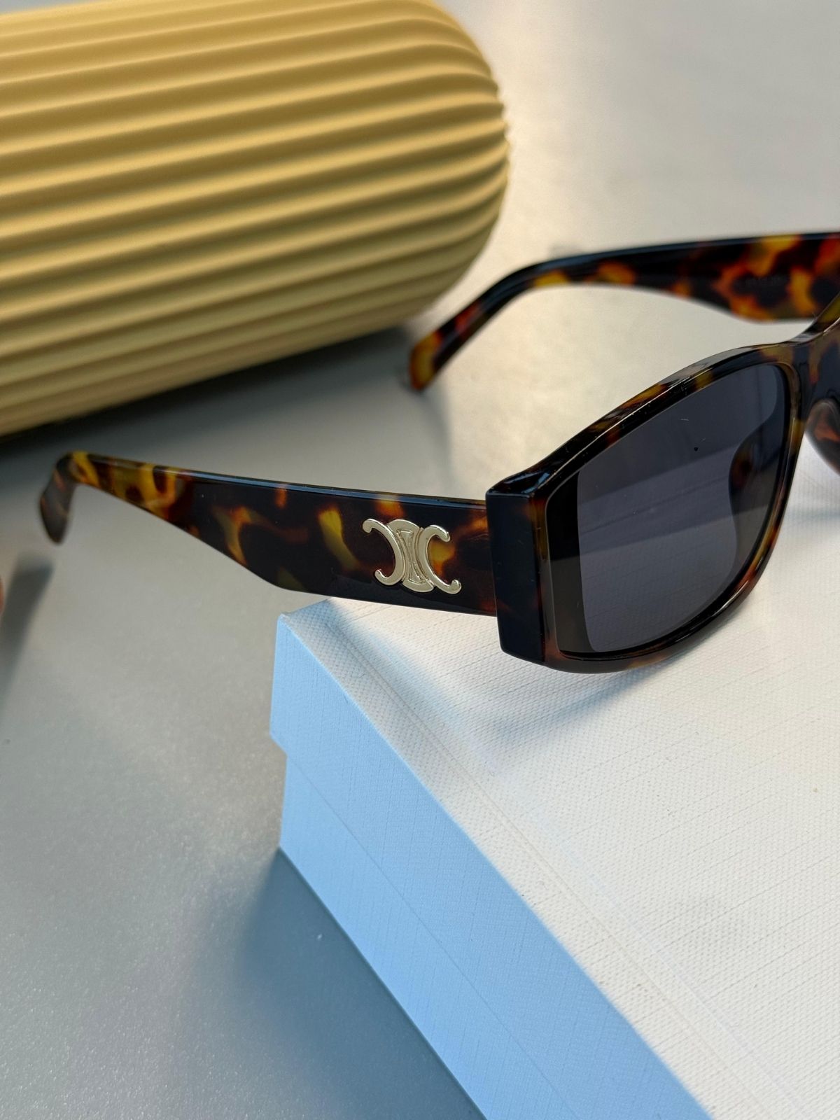 Celine Slim Rectangular Güneş Gözlüğü- Havana - Gri Degrade Lens
