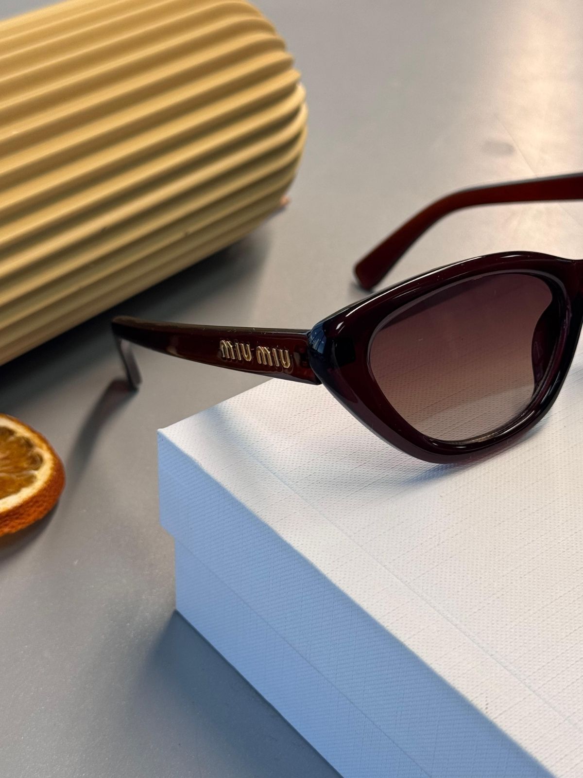Miu Miu Cat-Eye Güneş Gözlüğü - Bordo Degrade