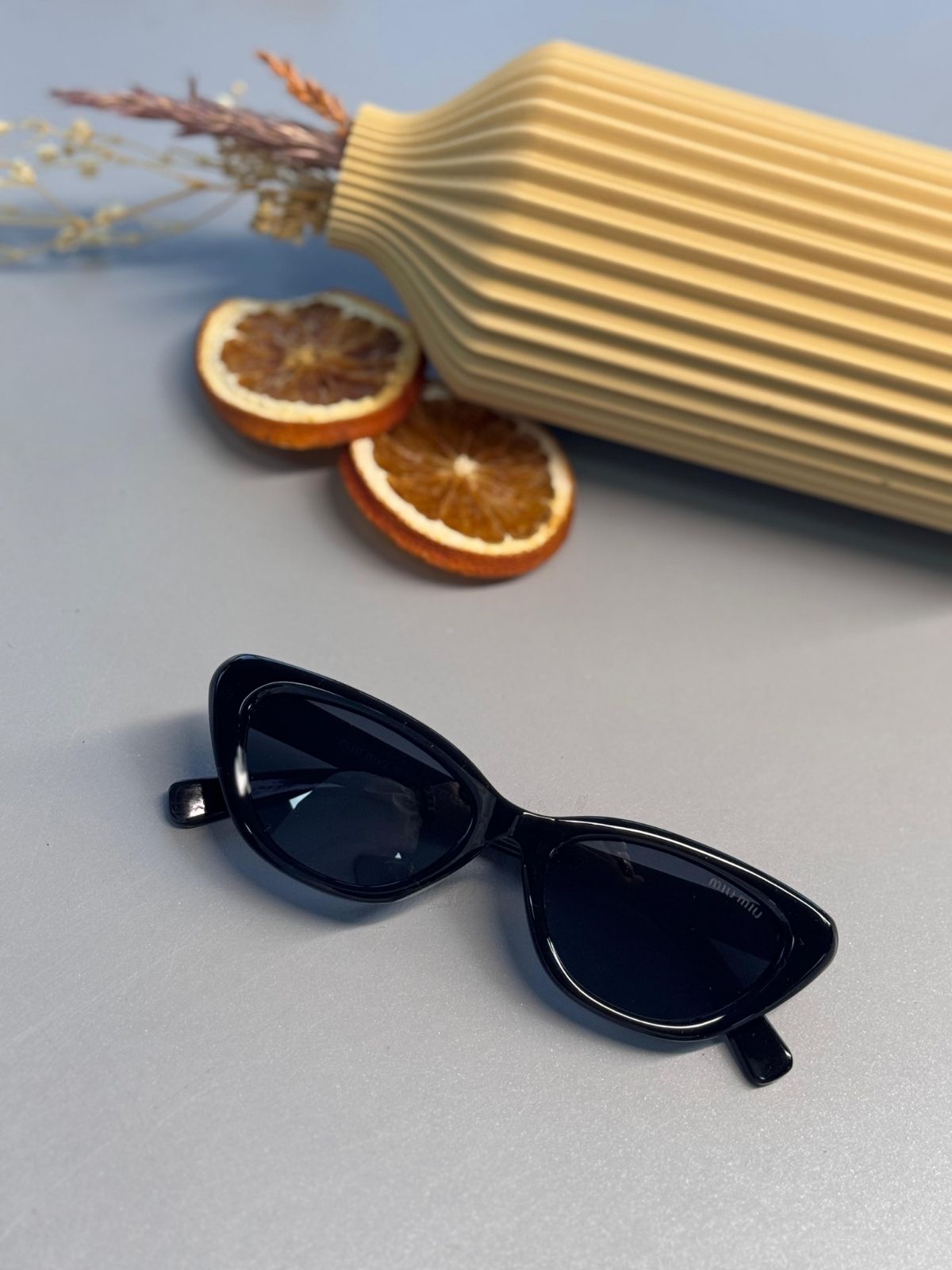 Miu Miu Cat-Eye Güneş Gözlüğü - Siyah