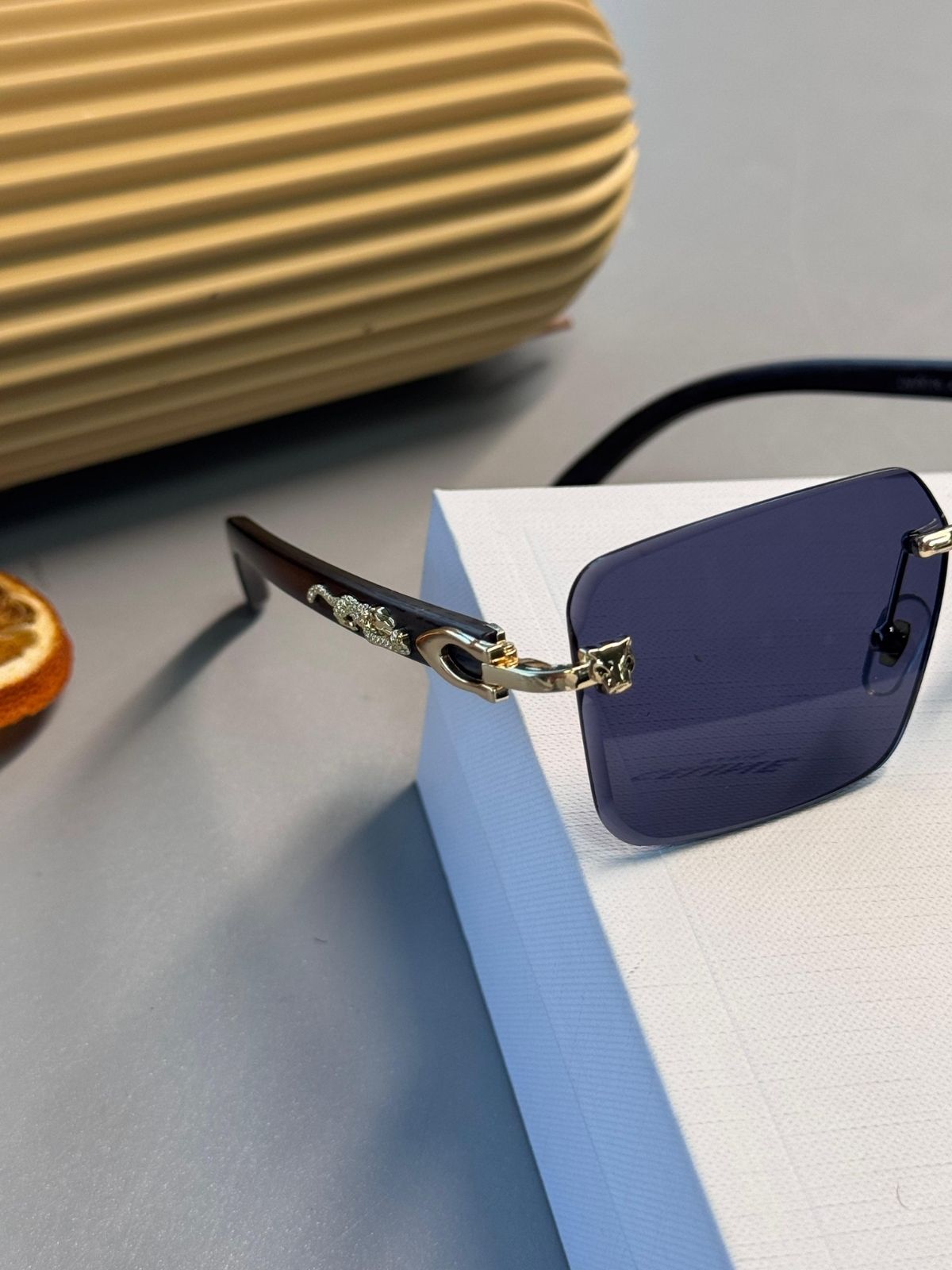 Cartier Santos Rimless Güneş Gözlüğü- Mor degrade.