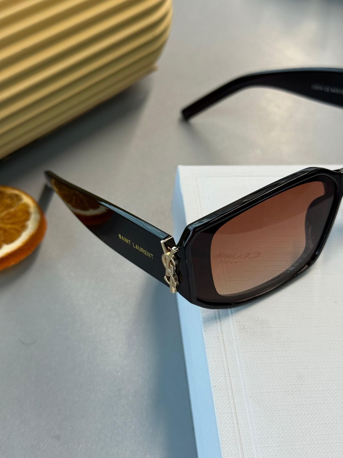 Yves Unisex Vintage Güneş Gözlüğü - Siyah Degrade