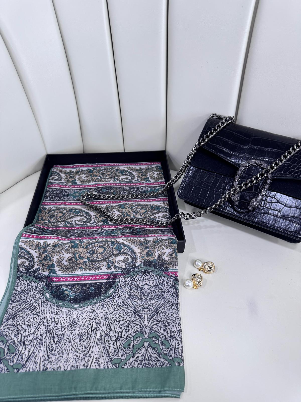 Retro Desen Pamuk İpeksi Eşarp -125698- Çam Yeşili