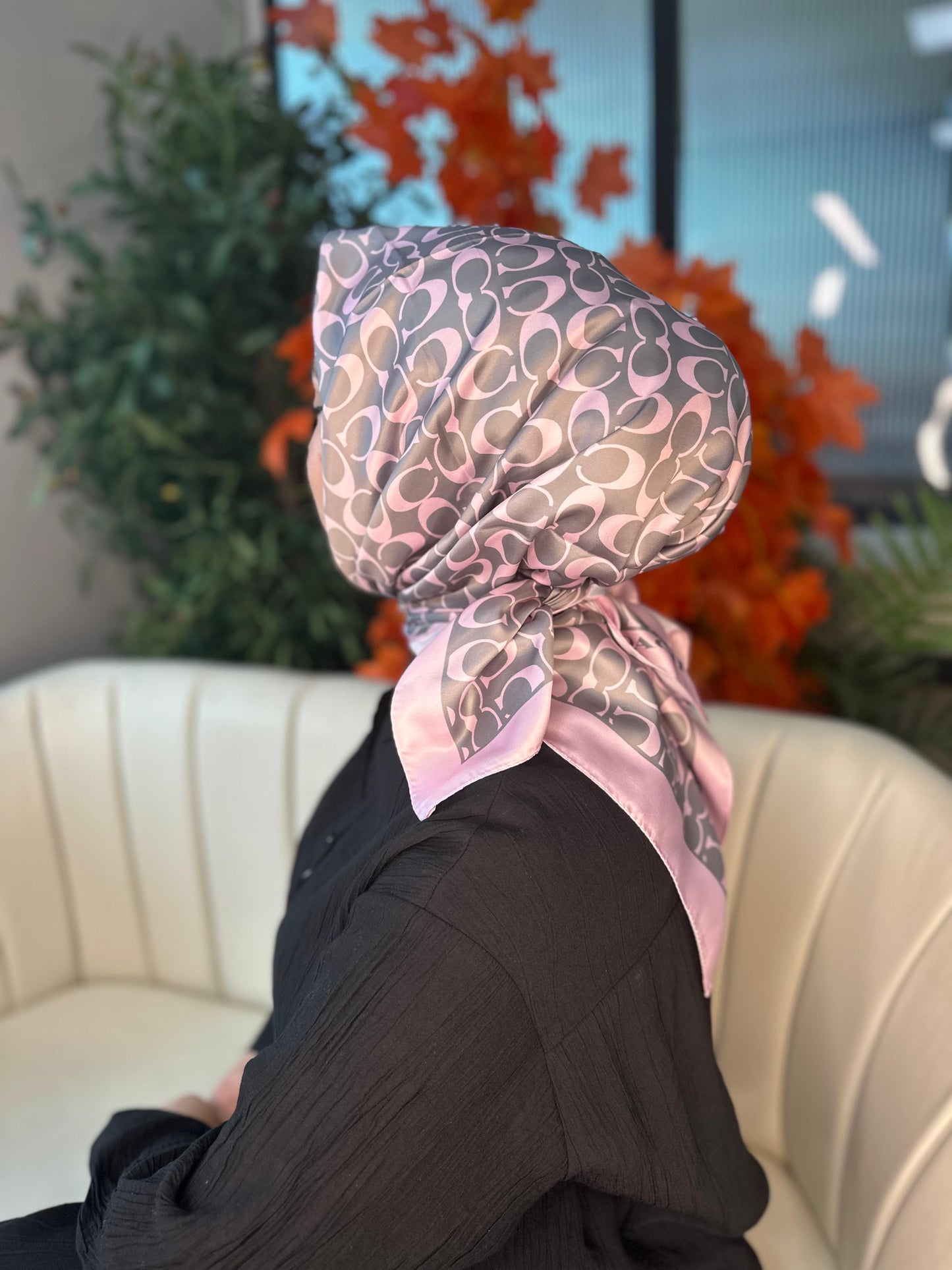 Coach Desen Vual İpek Eşarp-86826-Pudra