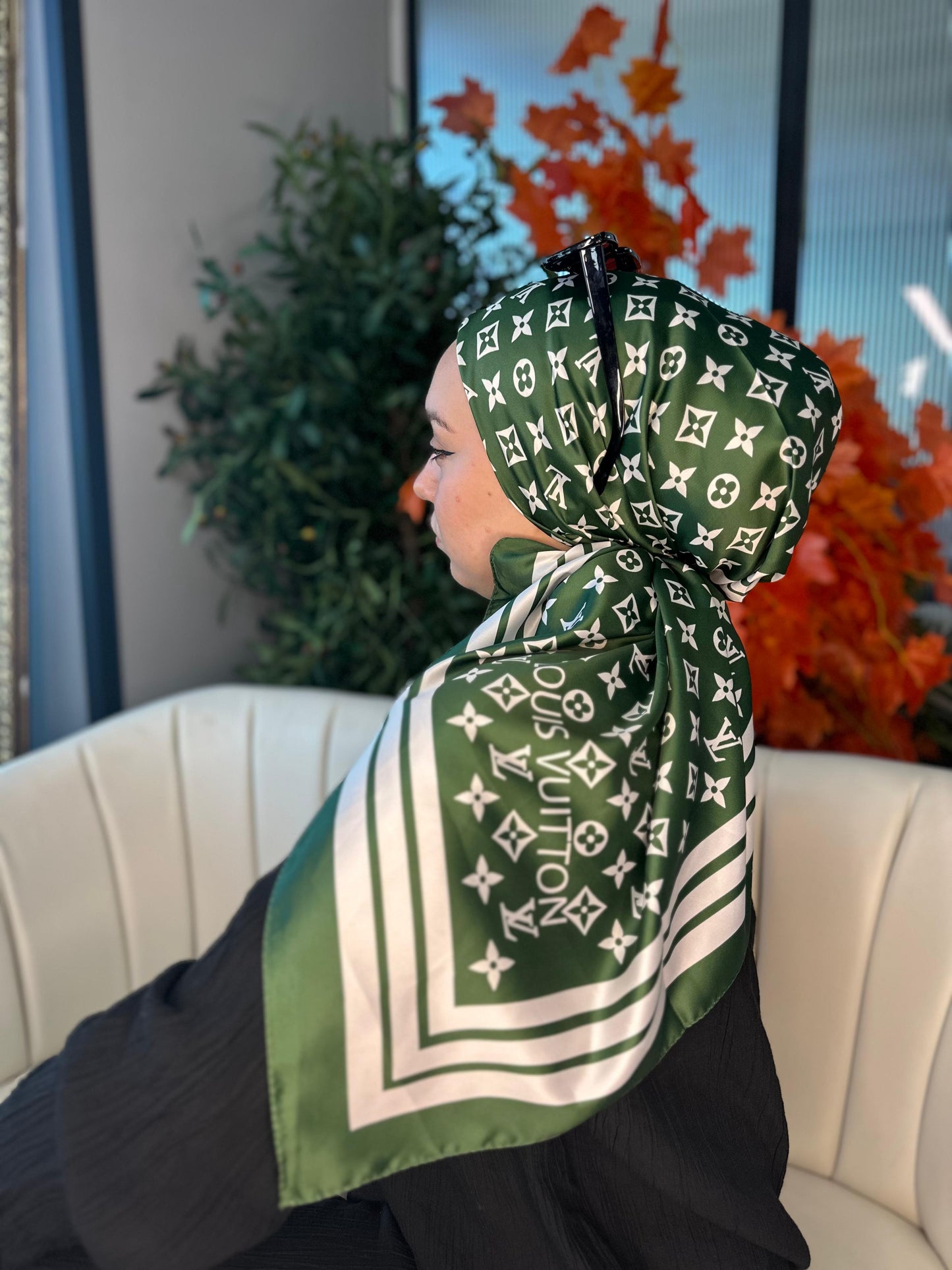 Lv Desen Vual İpek Eşarp-6204527-Yeşil
