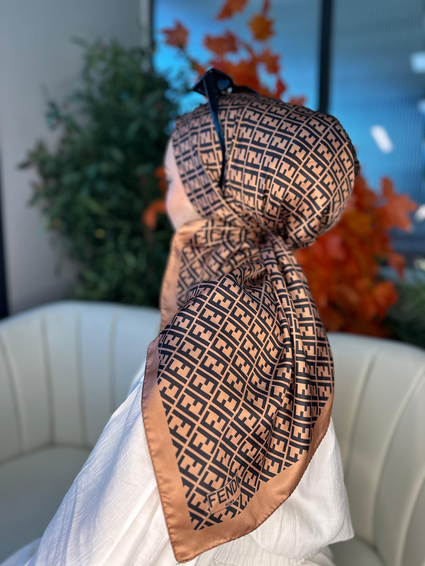Fendi Desen Vual İpek Eşarp-6204527-Karamel