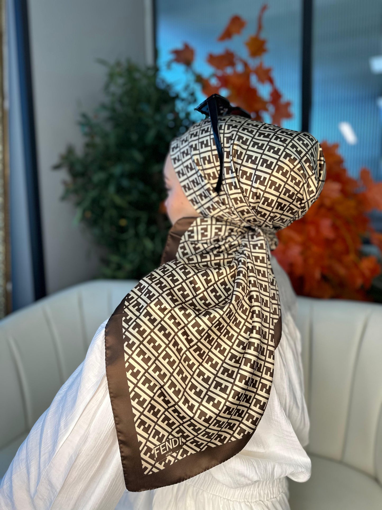 Fendi Desen Vual İpek Eşarp-6204527-Çikolata
