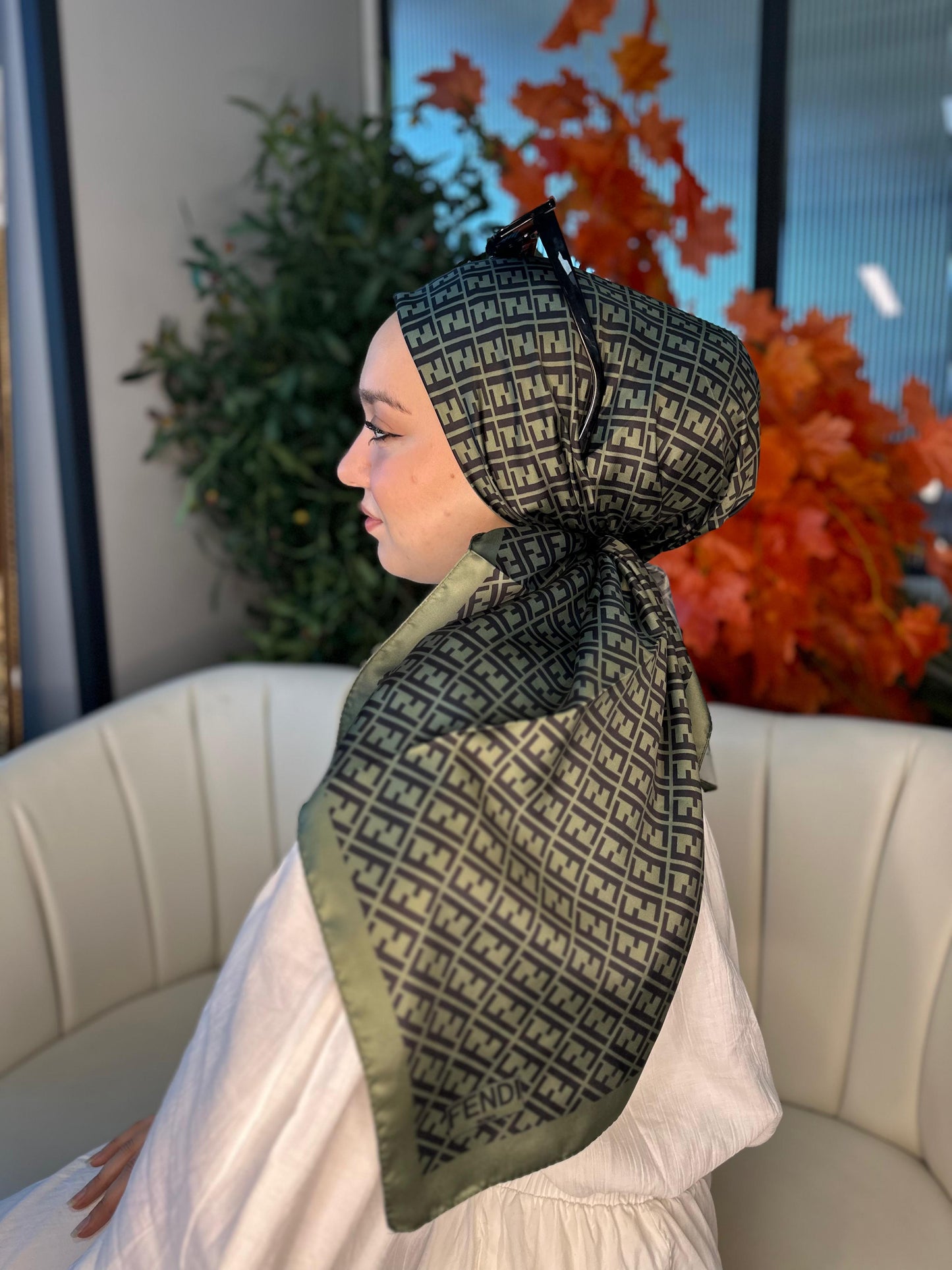 Fendi Desen Vual İpek Eşarp-6204527-Haki