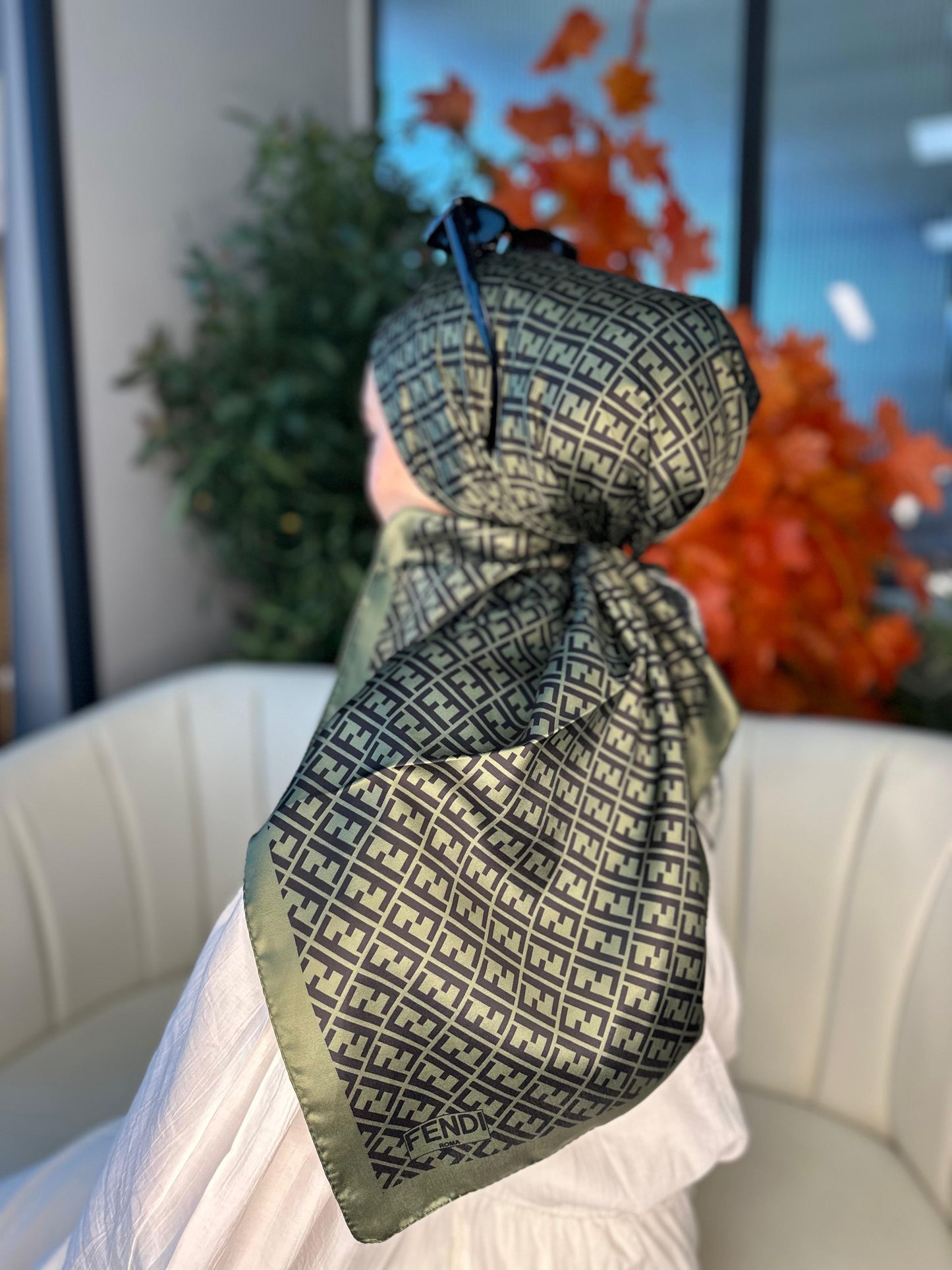 Fendi Desen Vual İpek Eşarp-6204527-Haki