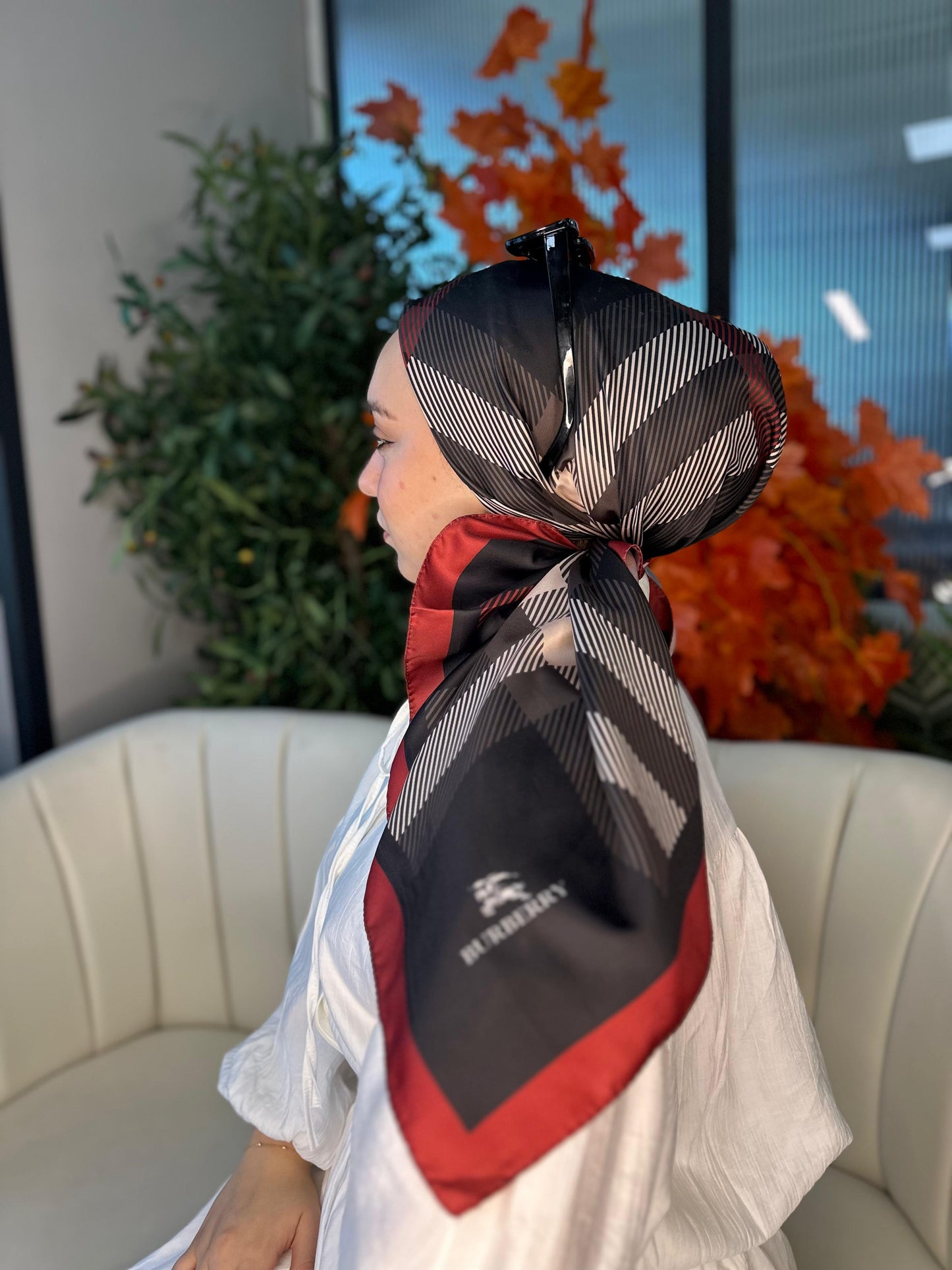 Burberry Kare Desen Vual İpek Eşarp-8682626-Kırmızı