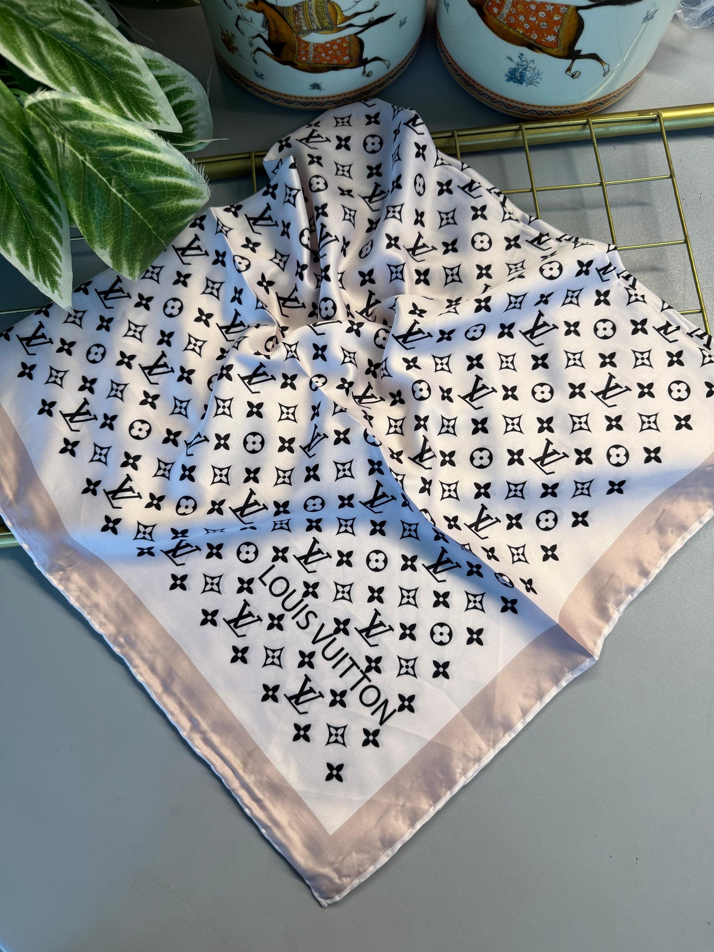 LV Şerit Desen Vual İpek Eşarp - Soft Pembe