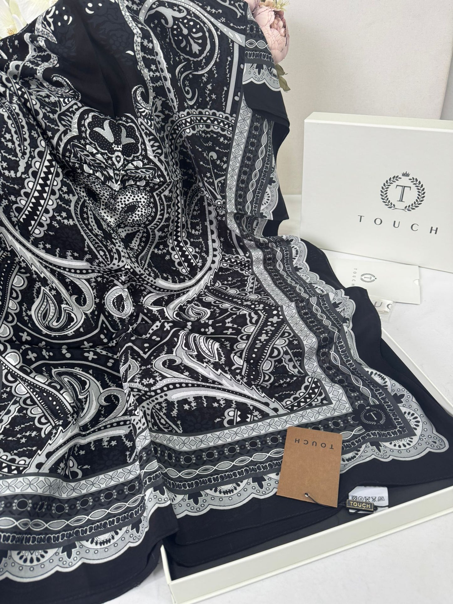 Touch İthal Etnik Desen Pamuk İpek Şal 63460- Siyah