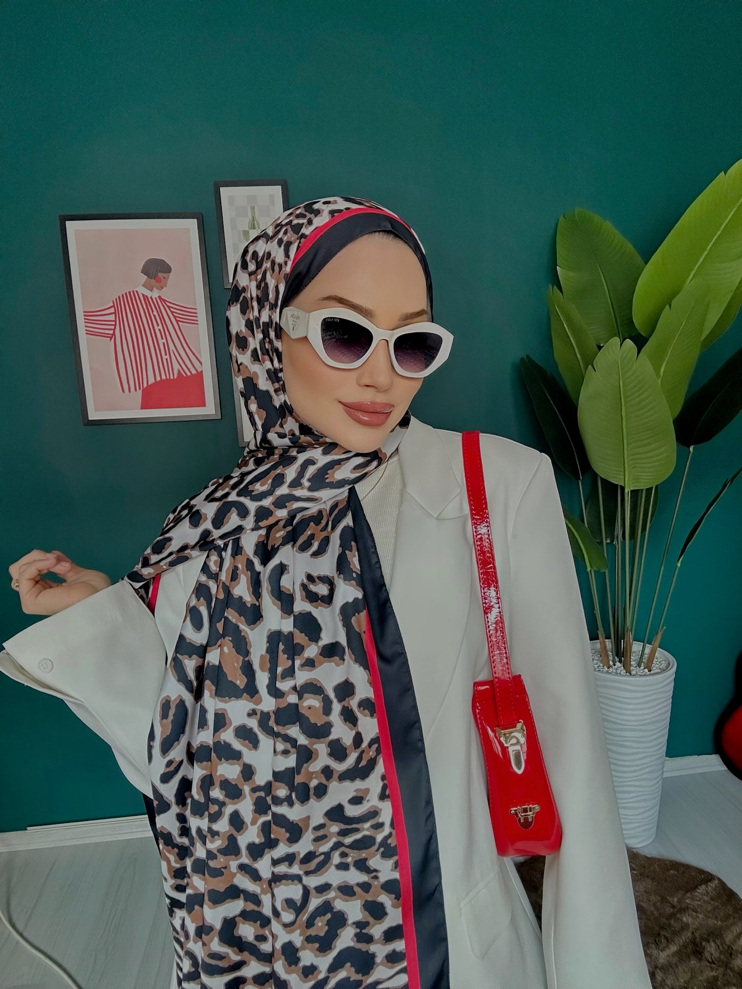 Oxygen Leopar Desenli Twill İpek Şal