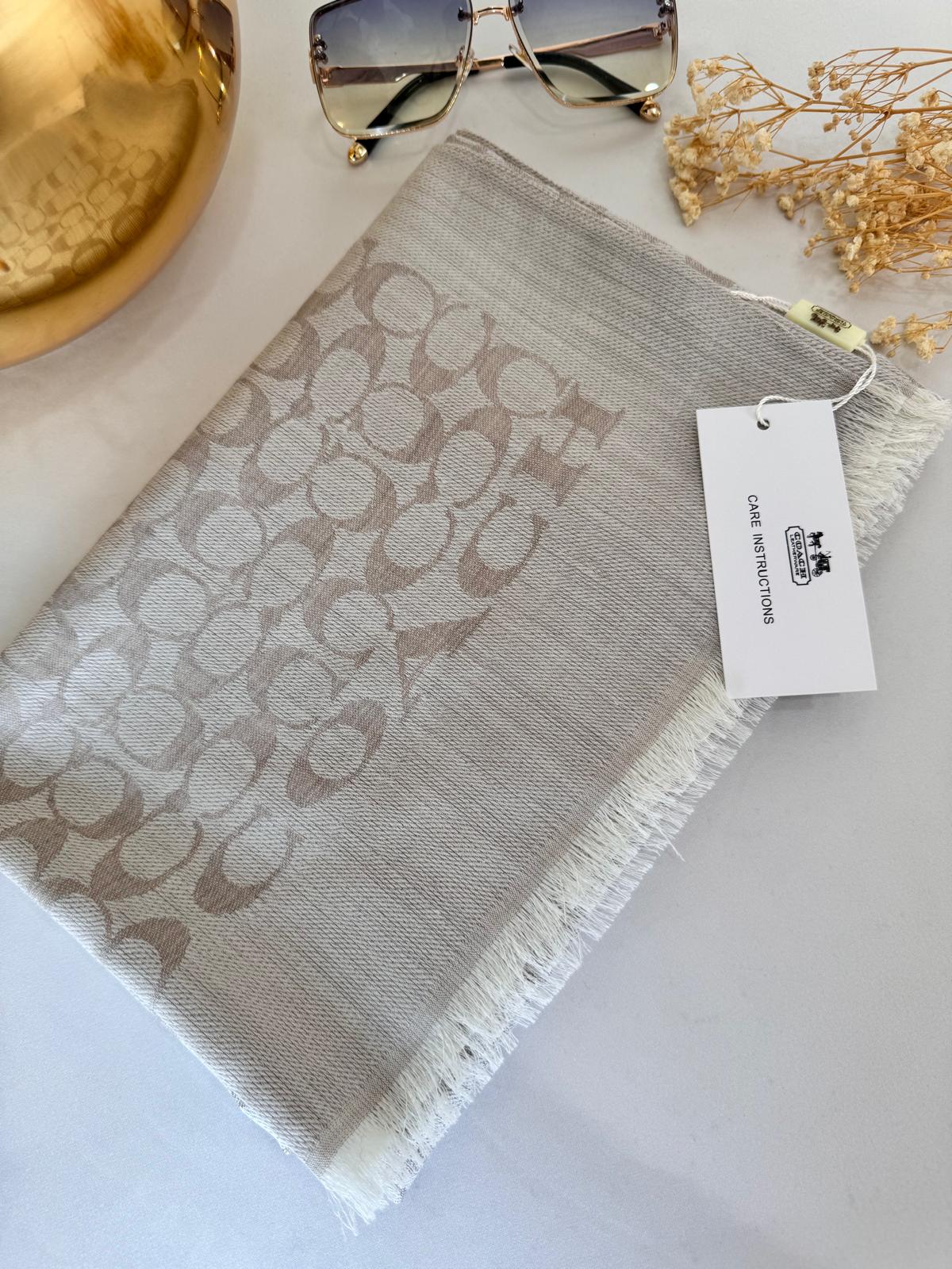 Coach Desen İthal Yün İpek Şal 614450 - Bej