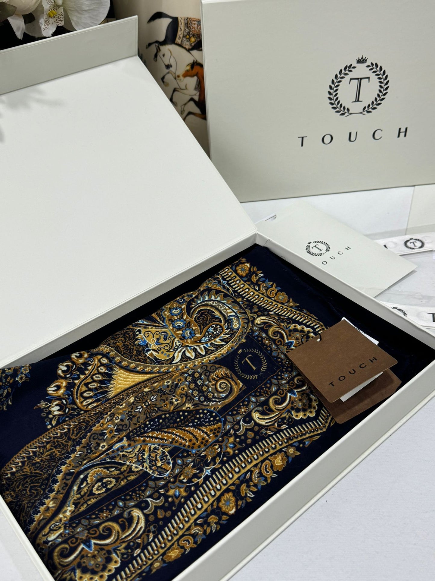 Touch İthal Etnik Desen Yün İpek Şal 34220 - Gold Siyah