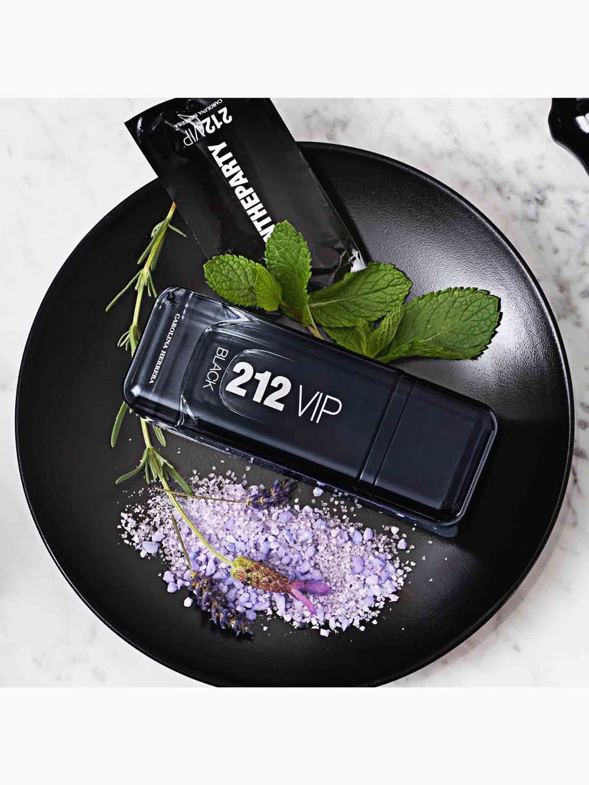 Carolıne Herrera 212 Vip Black Eau De Erkek Parfüm-100 ML