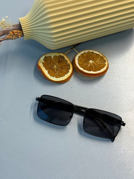 Prada PR Polarize Güneş Gözlüğü -Siyah