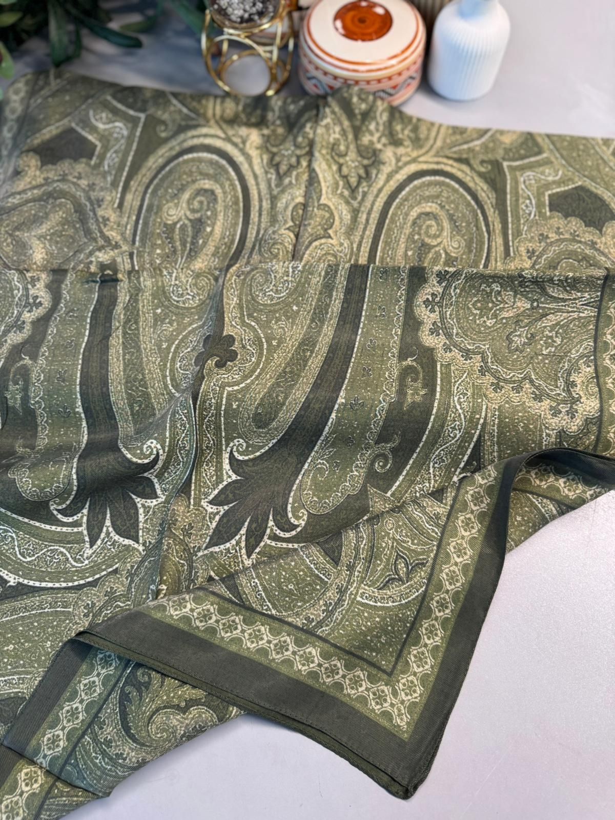 Rüya Tınısı Desen Şal 469-018 – V-21 – Zeytin Yeşili