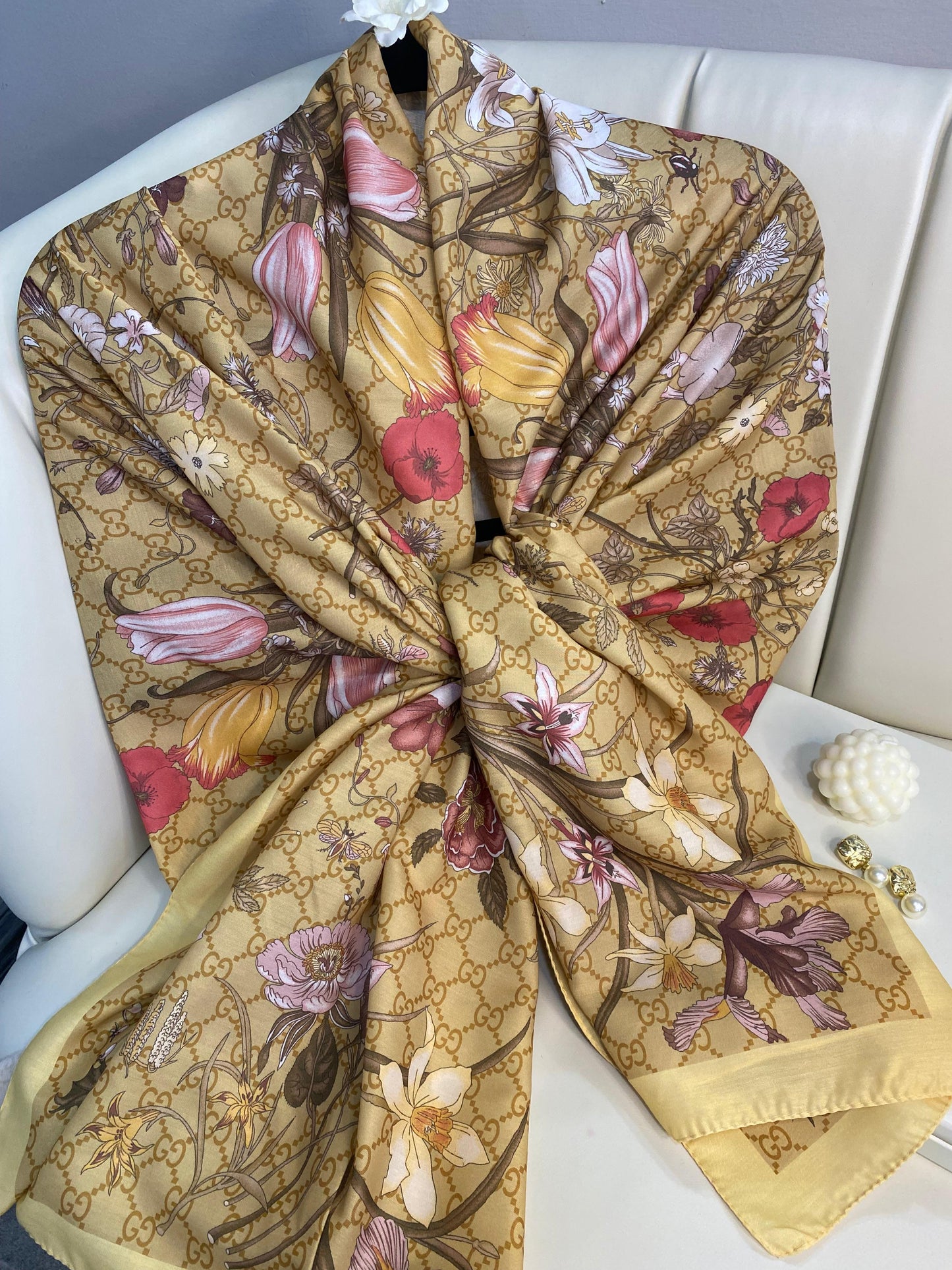 Gucci Çiçek Desen Pamuk Soft Şal 65355 - Latte