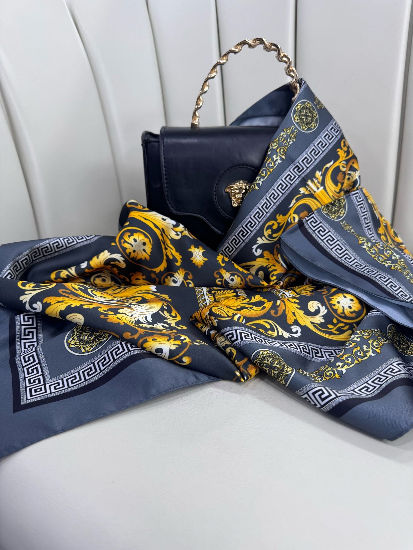 VERSACE VUAL İPEK ŞAL - 344456- Füme