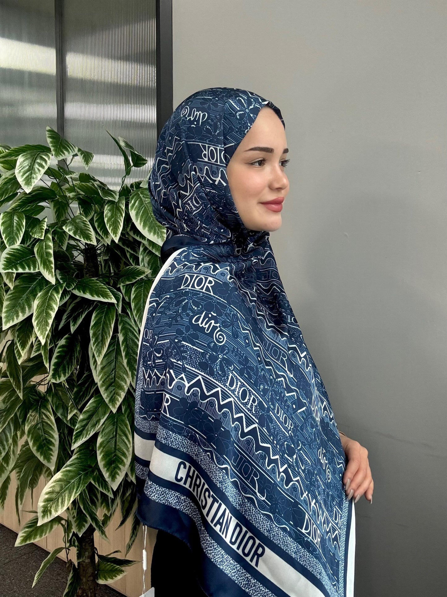 Dior İthal Vual İpek Şal 88926 - Lacivert
