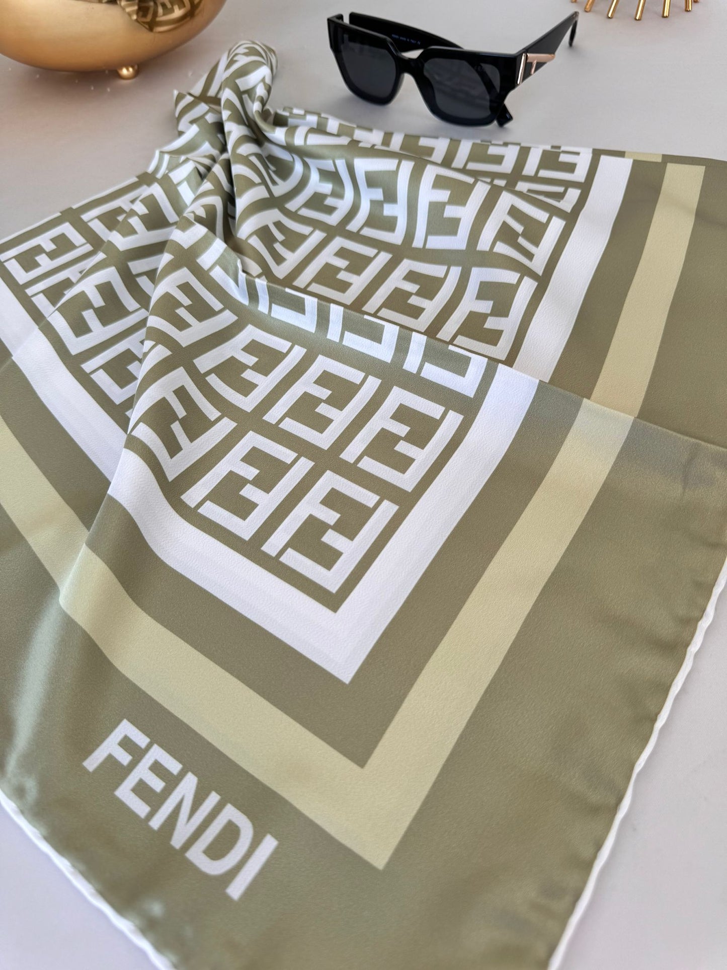 fendi twill eşarp - fıstık